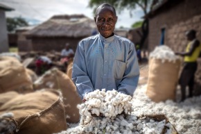 „Siegelklarheit“ zeichnet Cotton made in Africa (CmiA) als "Hervorragend" aus