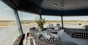 FeWo-direkt: Ready to take-off mit FeWo-direkt / Urlauber können jetzt im Original-Kontrollturm des Flughafens Stockholm Arlanda übernachten