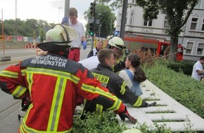 Feuerwehr Mülheim an der Ruhr: FW-MH: Person in Notlage#
