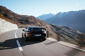 Porsche Schweiz AG: La nuova Porsche 718 Cayman GT4 RS brilla nei test di messa a punto finali