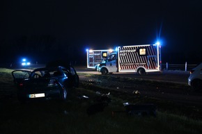POL-DN: Verkehrsunfall mit zwei Schwerverletzten