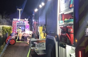 Kreisfeuerwehr Oldenburg: FW-OLL: Freiwillige Feuerwehren der Gemeinde Wardenburg in der Silvesternacht zweimal im Brandeinsatz