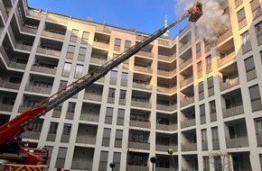 Feuerwehr Dresden: FW Dresden: Balkonbrand & Verkehrsunfall
