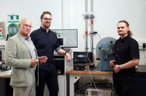 Rheinland-Pf&auml;lzische Technische Universit&auml;t Kaiserslautern-Landau (RPTU): Spontane Koh&auml;renz von Magnonen bei Raumtemperatur nachgewiesen &ndash; Potenzial f&uuml;r neue Technologien
