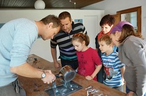 Museum Aargau: Spinnen, Töpfern und Schnitzen bei den Römern und im Mittelalter / Handwerker-Parcours für Familien im Legionärspfad und im Kloster Königsfelden vom 1.- 5. August, jeweils von 12-17 Uhr