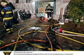 Feuerwehr München: FW-M: Kellerbrand im Mehrfamilienhaus (Neuforstenried)
