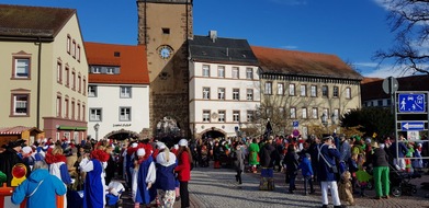 Polizeipräsidium Konstanz: POL-KN: Polizeipräsidium Konstanz: "Schmotziger Dunschtig" in den drei Narrenhochburgen Konstanz, Villingen und Rottweil bei sonnigem Wetter sehr gut besucht