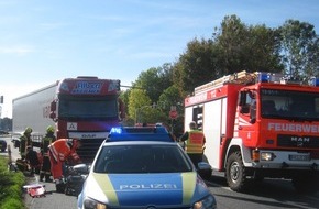 Polizeiinspektion Wilhelmshaven/Friesland: POL-WHV: schwerer Verkehrsunfall mit schwerstverletzter Radfahrerin