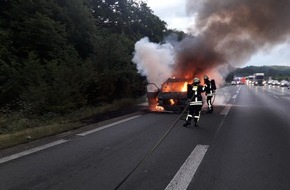 Feuerwehr Gevelsberg: FW-EN: Brennt Kleinbus auf der Autobahn