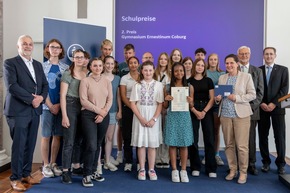 25 Jahre Landeswettbewerb Mathematik in Bayern: 8 Schulen und 13 herausragende Schüler ausgezeichnet