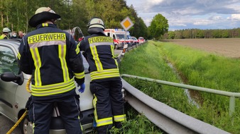 Freiwillige Feuerwehr Celle: FW Celle: Verkehrsunfall auf der Landstraße 310