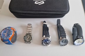 Polizei Mönchengladbach: POL-MG: Polizei sucht Eigentümer von Armbanduhren