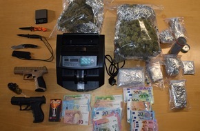 Polizei Paderborn: POL-PB: Mit Drogen gedealt - Polizei nimmt zwei Tatverdächtige fest