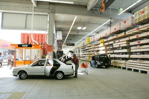 Hornbach-Baumarkt-AG stellt honorarfreies Fotomaterial in den Bilddatenbanken zur Verfügung (mit Bild)