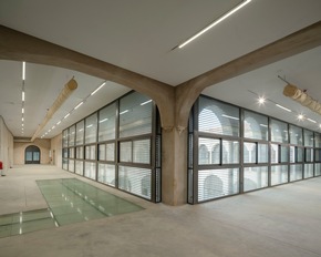 Communiqué de Presse: Une solution contemporaine de protection solaire Griesser pour un ancien couvent espagnol