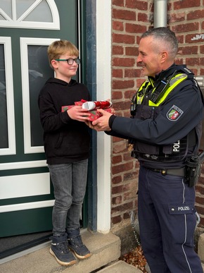 POL-DN: Große Resonanz beim Weihnachtsmalwettbewerb der Polizei Düren