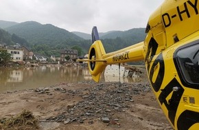 ADAC SE: Hochwasser: Noch nie so viele Spezialeinsätze aus der Luft / ADAC Luftrettung zieht Bilanz der Arbeit im Katastrophengebiet / Mehr als 200 Einsätze, davon 111 Windenrettungen