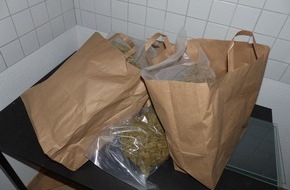 Zollfahndungsamt Dresden: ZOLL-DD: Zollfahndung stellt 10 Kilogramm Marihuana, 67.000 Euro Bargeld und Goldschmuck sicher