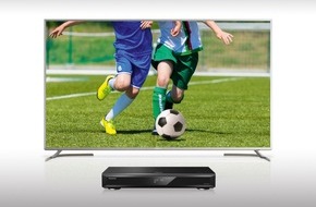 Panasonic Deutschland: Mit zwei CI Slots reif für die Fußballsaison / Panasonic TVs und Blu-ray Recorder erlauben die Nutzung mehrerer Pay TV Abonnements ohne Wechsel der Smartcards