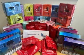 Hauptzollamt Kiel: HZA-KI: Zoll stellt illegale Vapes und Wasserpfeifentabak im Wert von rund 15.000 Euro in Kieler Gesch&auml;ft sicher