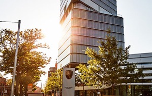 ecomBETZ PR GmbH: arcon: Stuttgarts höchstes Hotel- und Bürogebäude  vereint Ästhetik und Naturschutz