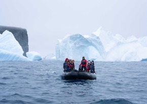 Neuer Katalog „Expeditions-Seereisen 2027/2028“: Expeditionen ans Ende der Welt mit IKARUS TOURS & PolarNEWS