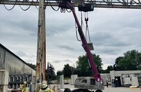 Feuerwehr Gladbeck: FW-GLA: Technische Rettung aus dem Korb einer Hubarbeitsbühne