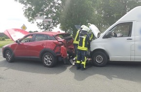 Freiwillige Feuerwehr Breckerfeld: FW-EN: Verkehrsunfall mit auslaufenden Betriebsmitteln