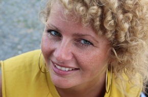 SAT.1: Landromantik garantiert ohne Stallgeruch! 13 Dorfburschen hoffen auf große Gefühle in der Auftaktsendung von "Land sucht Liebe" am 3. Juni 2012 um 19.00 Uhr in SAT.1 (BILD)