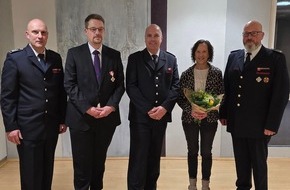 Feuerwehr Olpe: FW-OE: Feierstunde der Feuerwehr im Rathaus