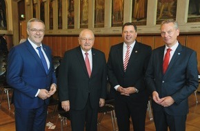 ZDK Zentralverband Deutsches Kraftfahrzeuggewerbe e.V.: Jürgen Karpinski als ZDK-Präsident verabschiedet