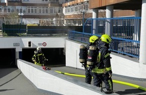 Feuerwehr Gelsenkirchen: FW-GE: Schaltschrank brennt in Gelsenkirchen-Buer