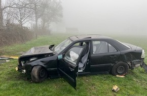 Kreispolizeibeh&ouml;rde Wesel: POL-WES: Kamp-Lintfort, Verkehrsunfallflucht zieht umfangreiche Suchma&szlig;nahmen nach sich, - Zeugensuche -