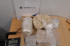 Bundespolizeidirektion Sankt Augustin: BPOL NRW: Bundespolizei nimmt 20-jährigen Niederländer mit 1,36 Kilogramm Heroin und 54,5 Gramm Kokain auf der Bundesautobahn A 3 fest