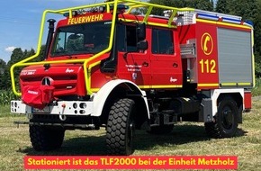 Feuerwehr Leichlingen: FW Leichlingen: Offizielle Übergabe: Drei neue Fahrzeuge und ein Rettungsboot / Indienststellung TLF2000, Rettungsboot, Kommandowagen und LF20-KatS