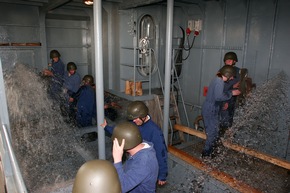 Deutsche Marine - Bilder der Woche: Ausbildung bei der Deutschen Marine - Erfahrung kommt von &quot;Fahren&quot;