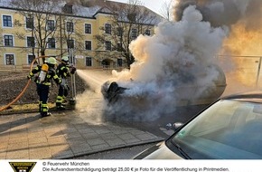 Feuerwehr München: FW-M: Containerbrand mit Rauchausbreitung (Georgenschwaige)