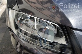 Polizeipräsidium Westpfalz: POL-PPWP: Kaiserslautern: Auf die Straße gelaufen - von Auto erfasst