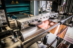 Fraunhofer-Institut für Produktionstechnologie IPT: Weiterentwicklung der Elektrodenfertigung: Forschungsfertigung Batteriezelle startet  Forschungsbetrieb in Münster