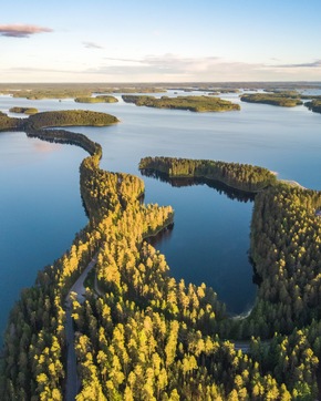 Zwischen glitzernden Seen und endlosen Küsten - Finnland als Paradies für Wasserliebhaber