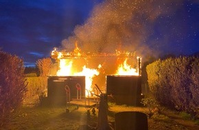 Feuerwehr Helmstedt: FW Helmstedt: Gartenlaube brennt am Harbker Weg