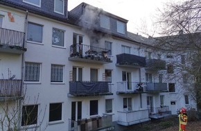 Feuerwehr Heiligenhaus: FW-Heiligenhaus: Brennender Kühlschrank auf Balkon (Meldung 01/2021)