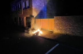 Feuerwehr Xanten: FW Xanten: Mehrere Mülltonnen brennen in der Nacht