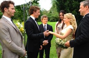 SAT.1: Endlich Traumhochzeit?! Anna heiratet ihren Tom in der SAT.1-
Telenovela "Anna und die Liebe" - am Mittwoch, 12. Oktober 2011, um 18.30 Uhr (mit Bild)