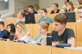 Universität Bremen: Berninghausenpreis für hervorragende Lehre verliehen