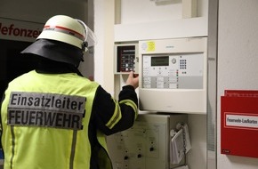 Freiwillige Feuerwehr Gemeinde Schiffdorf: FFW Schiffdorf: Zwei Einsätze an einem Tag - Brandmeldeanlage löst aus