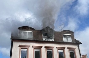 Polizeidirektion Pirmasens: POL-PDPS: Brand in Dachgeschosswohnung