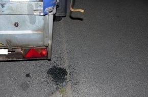 Polizeiinspektion Cuxhaven: POL-CUX: Kraftstoff gerät auf Fahrbahn