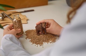 Schleich GmbH: "Unser Ziel ist es, nur noch nachhaltige Materialien zu verwenden": Schleich strebt bis 2027 die Cradle to Cradle®-Zertifizierung an / Alle Figuren sollen recycelbar oder biologisch abbaubar sein