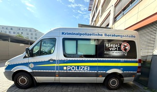 Kreispolizeibehörde Euskirchen: POL-EU: Polizei Euskirchen informiert beim Brunnenfest in Mechernich - Erstmaliger Fahrzeugeinsatz der mobilen Beratungsstelle